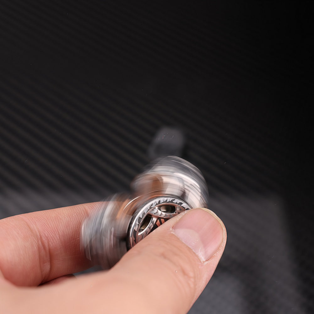 CHIMAGO EDC Fingertip Top "Snake" Handcrafted with Lindsey Carving, Themed on the Flower of the Other Shore