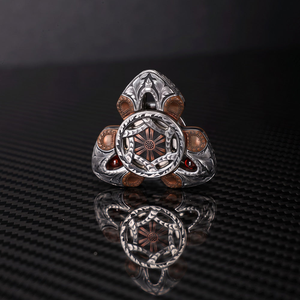 CHIMAGO EDC Fingertip Top "Snake" Handcrafted with Lindsey Carving, Themed on the Flower of the Other Shore