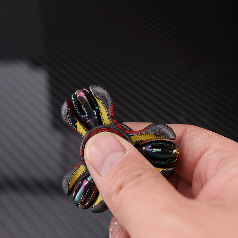 CHIMAGO EDC can launch a fingertip top, featuring the "Demonic Red Tape" zirconium alloy wasteland coating