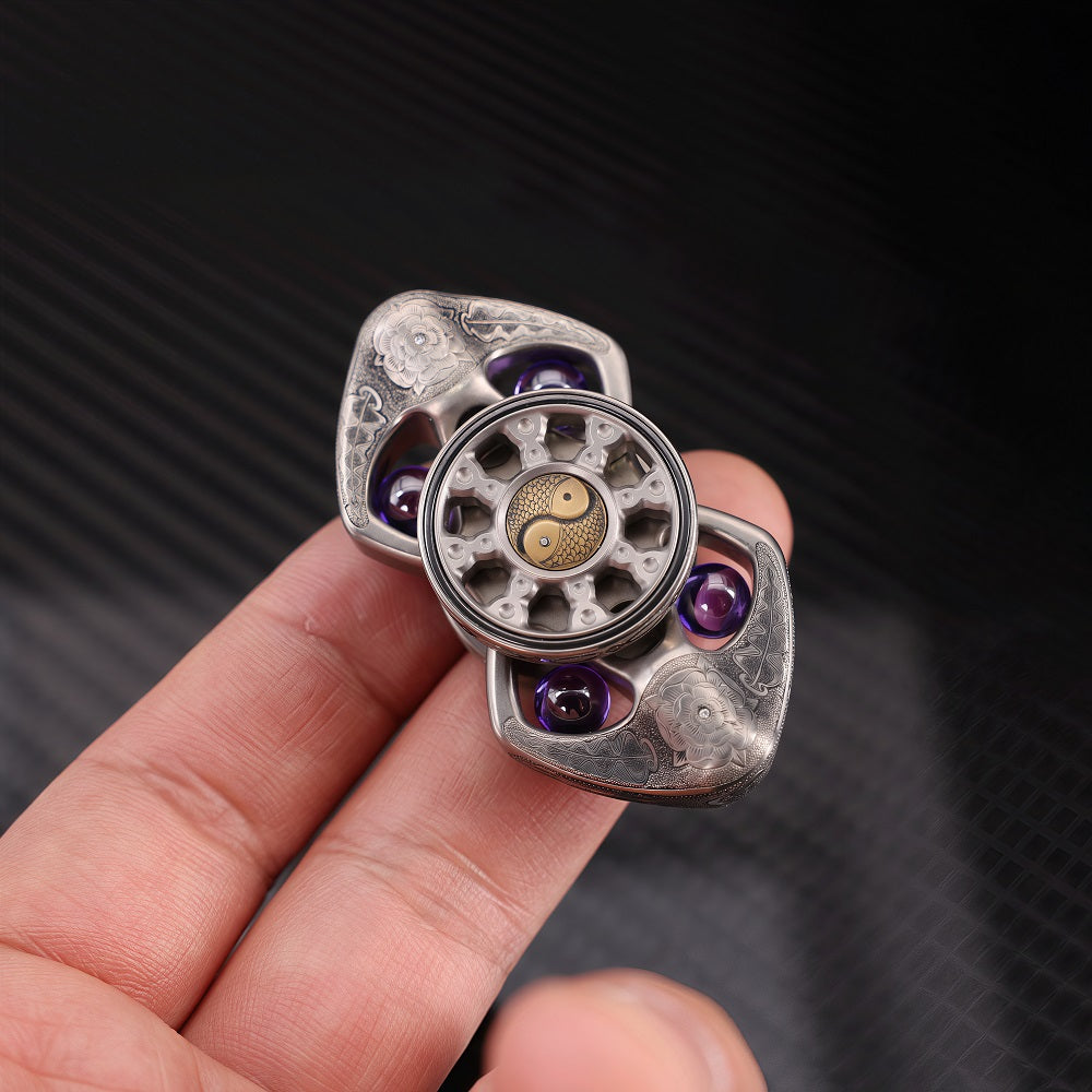 CHIMAGO EDC Fingertip Top "King Kong" Handcrafted with Lindsey's Carving of the Flower of the Other Shore Theme