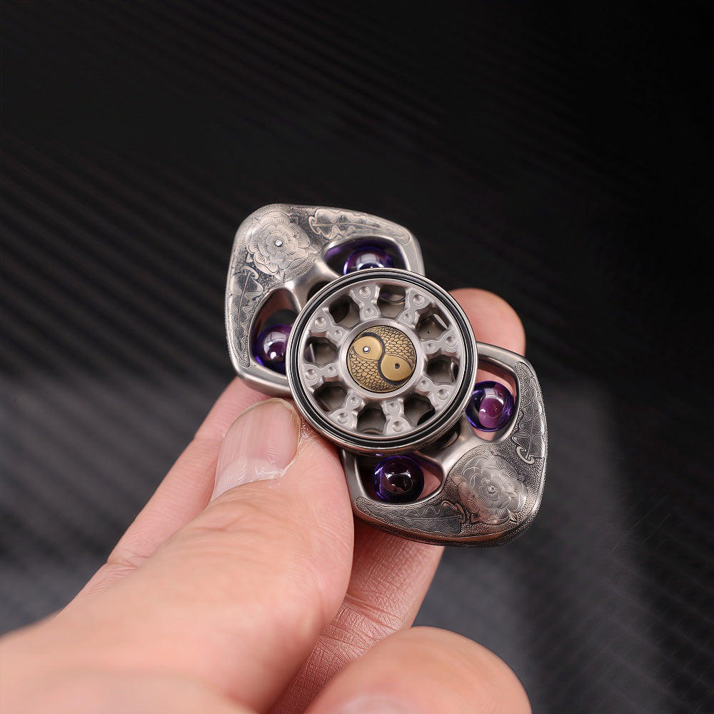 CHIMAGO EDC Fingertip Top "King Kong" Handcrafted with Lindsey's Carving of the Flower of the Other Shore Theme